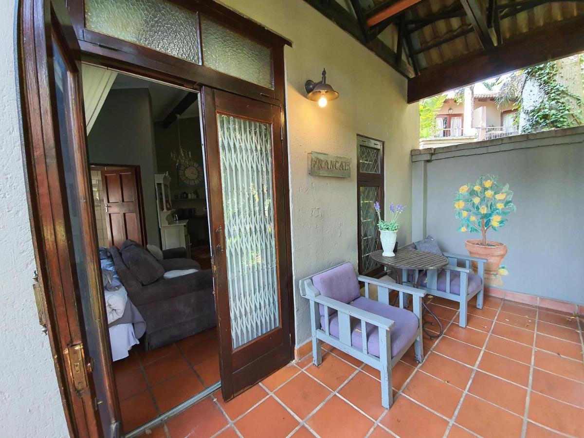 Waterhouse Guest Lodge - Indus Street Pretoria-Noord Exteriér fotografie